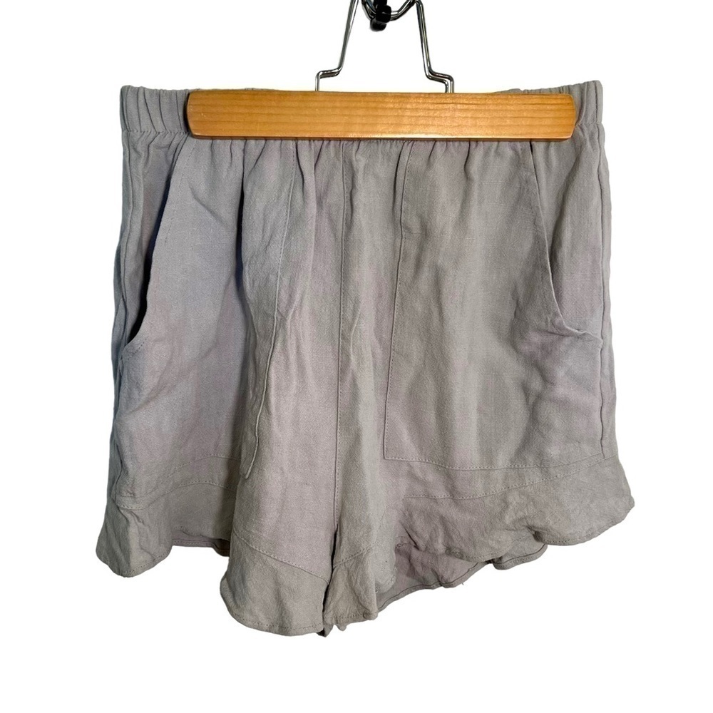 Women's‎ Size Small Casual Shorts Sage Green Gray Ruffle Hem Pockets Stretch